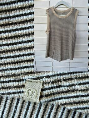 Lululemon Ribbed Tank Top * Tan Stripe * Should Fit XS/Small * Sleeveless